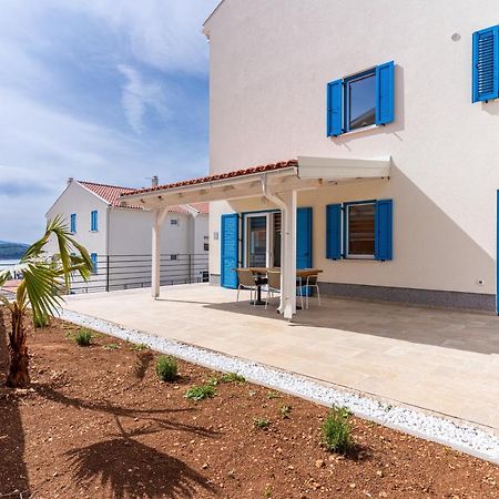 Blue Sorbeto Apartment Cres Bagian luar foto