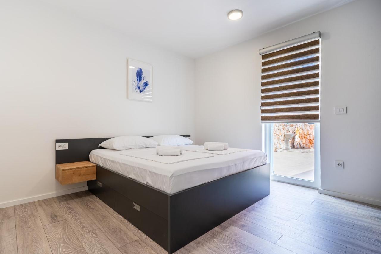Blue Sorbeto Apartment Cres Bagian luar foto